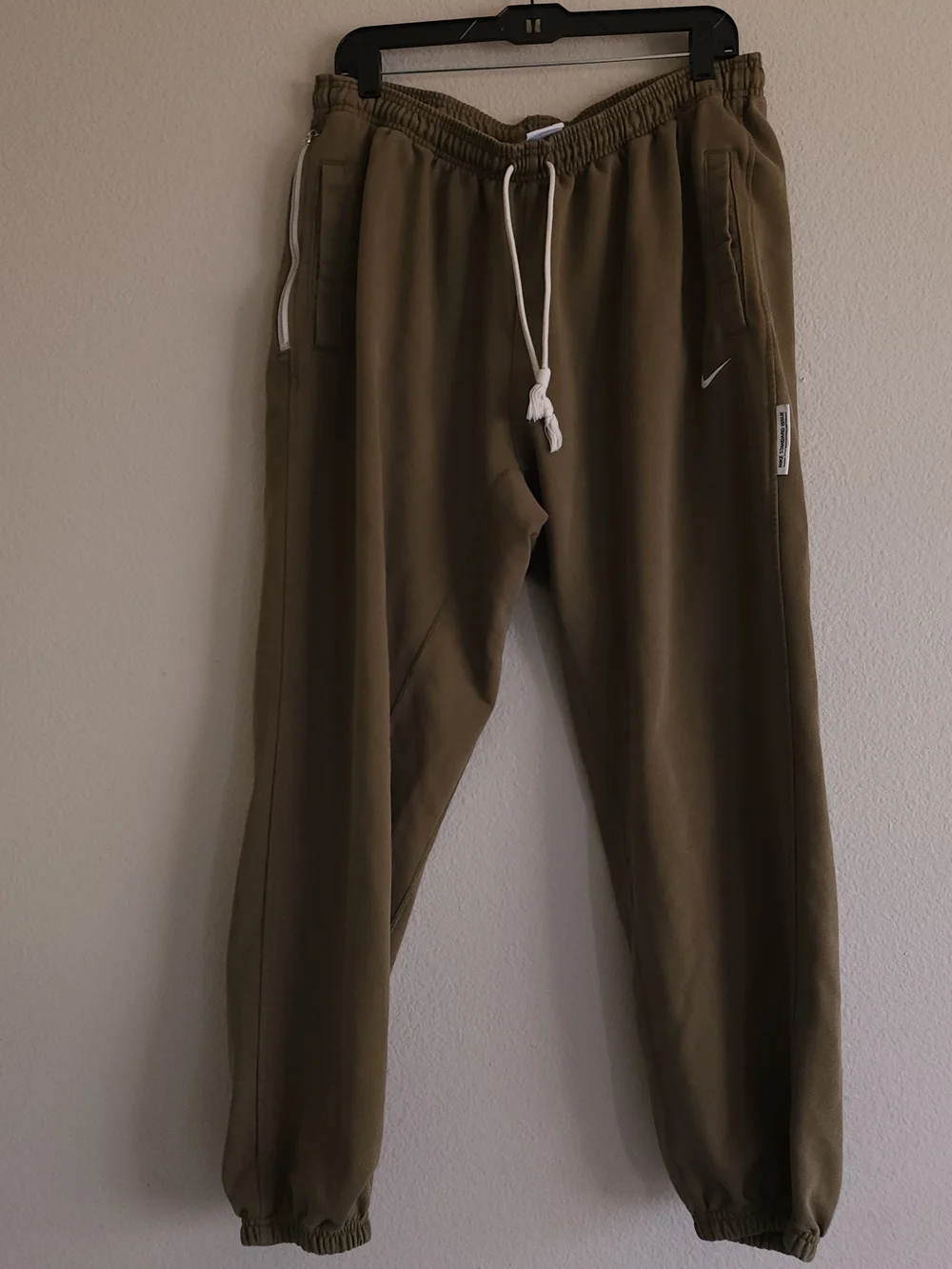 Nike Olive Green Men's Jogger Sweatpants